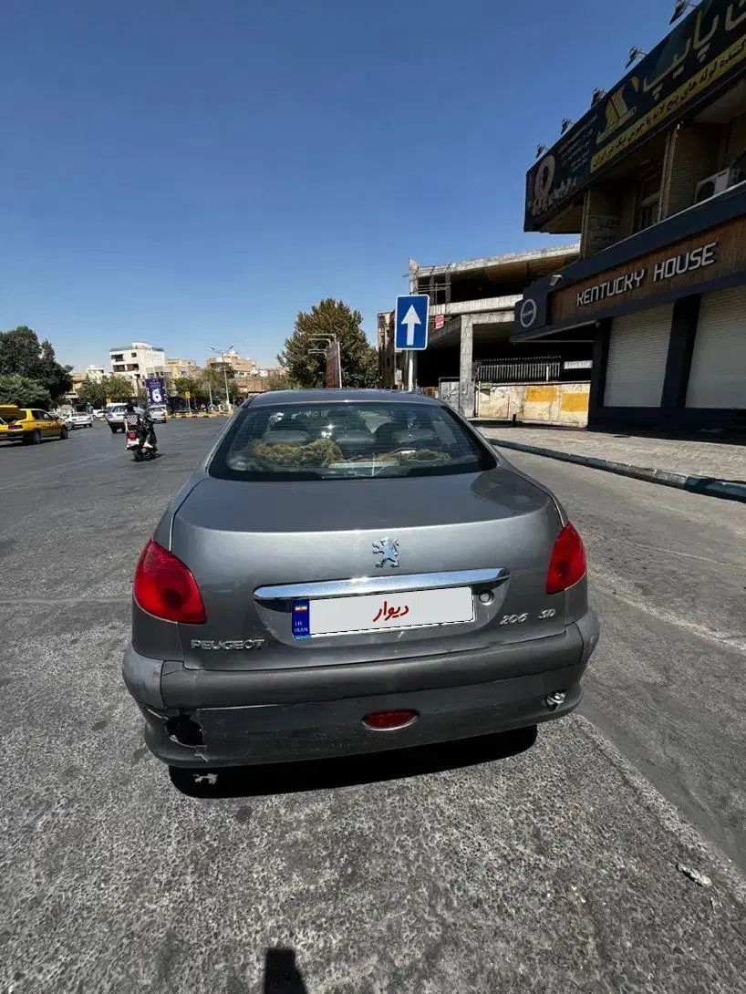 پژو ۲۰۶ صندوق دار v8 - 1394
