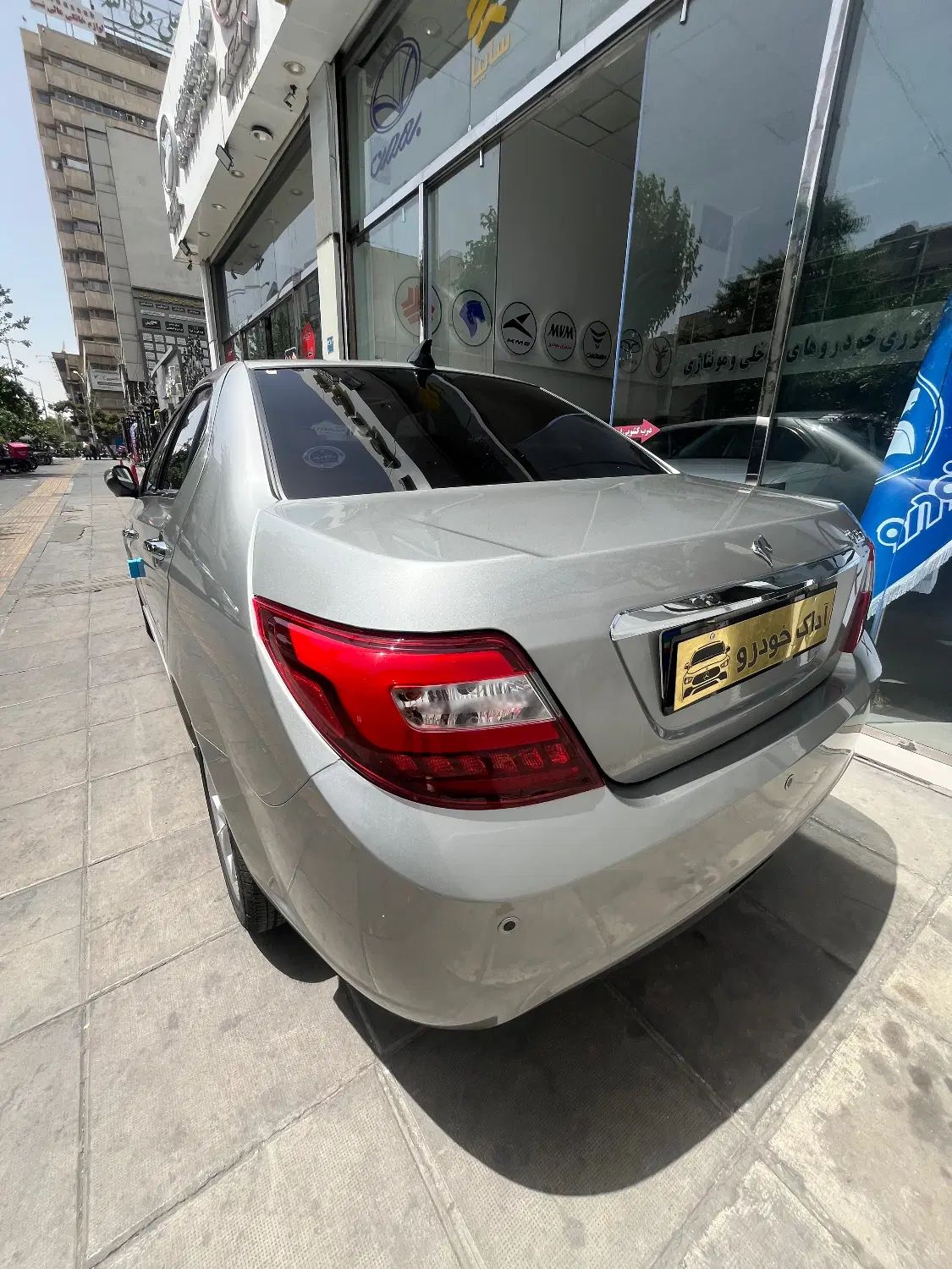 دنا پلاس ۶ دنده EF7p - 1404