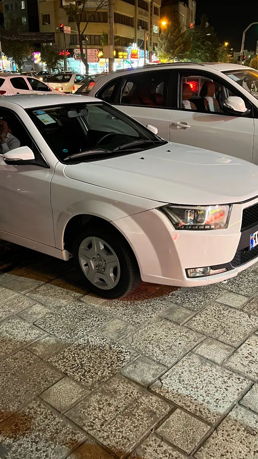 دنا پلاس ۵ دنده EF7 - 1402