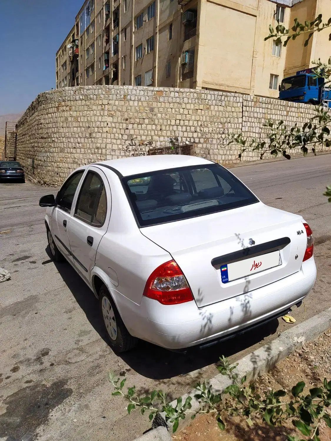 تیبا صندوق دار SX - 1400