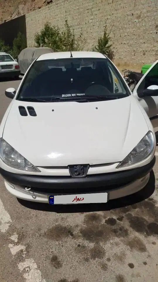 پژو ۲۰۶ صندوق دار v8 - 1392