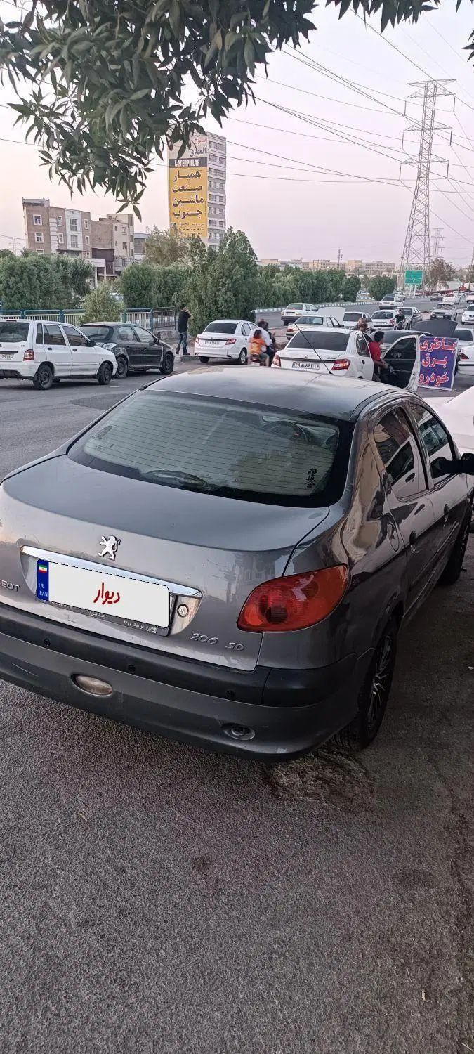 پژو ۲۰۶ صندوق دار v2 - 1391