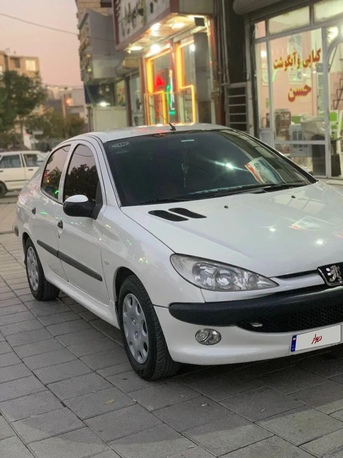 پژو ۲۰۶ صندوق دار v8 - 1388