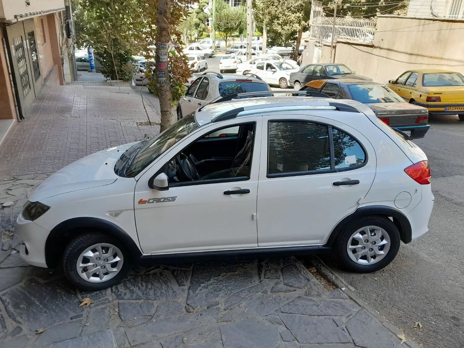خودرو کوییک، معمولی آگهی ann_20289156