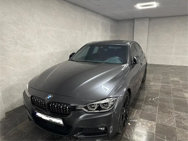 ب ام و سری 3 سدان 330i فول - 2018