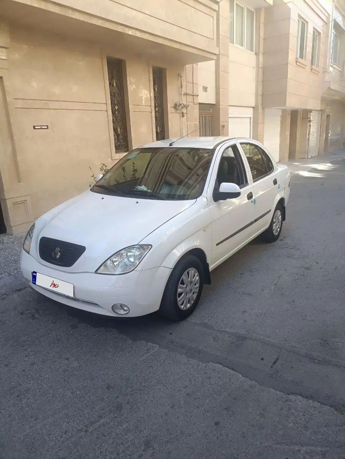 تیبا صندوق دار SX - 1401