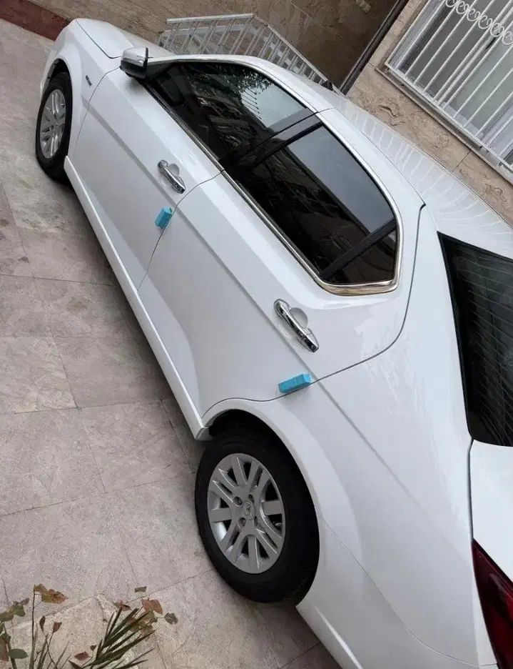 دنا پلاس تیپ ۲ سانروف ۴ ایربگ - 1399