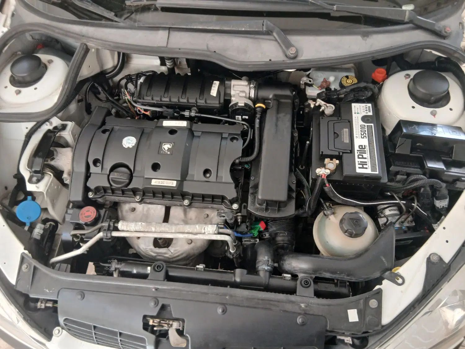 پژو ۲۰۶ صندوق دار v8 - 1397