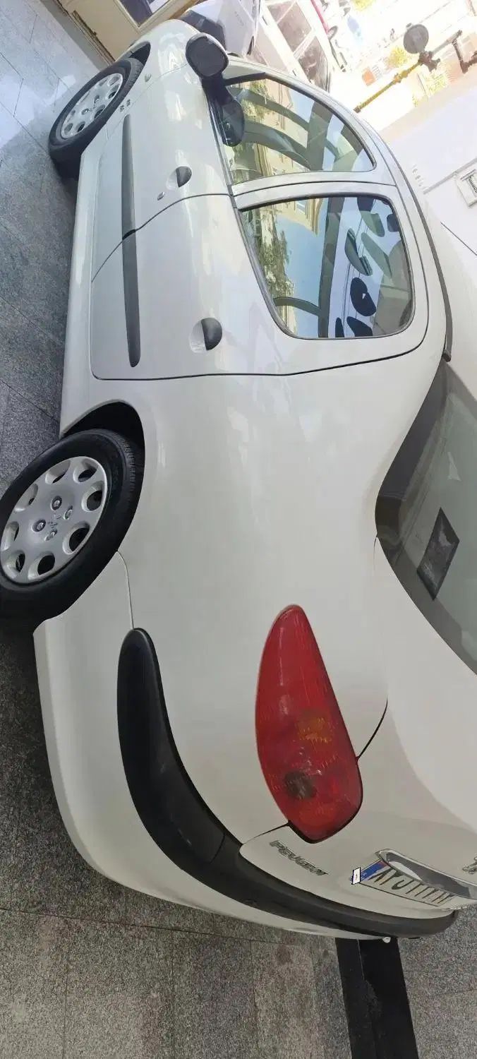 پژو ۲۰۶ صندوق دار v8 - 1396