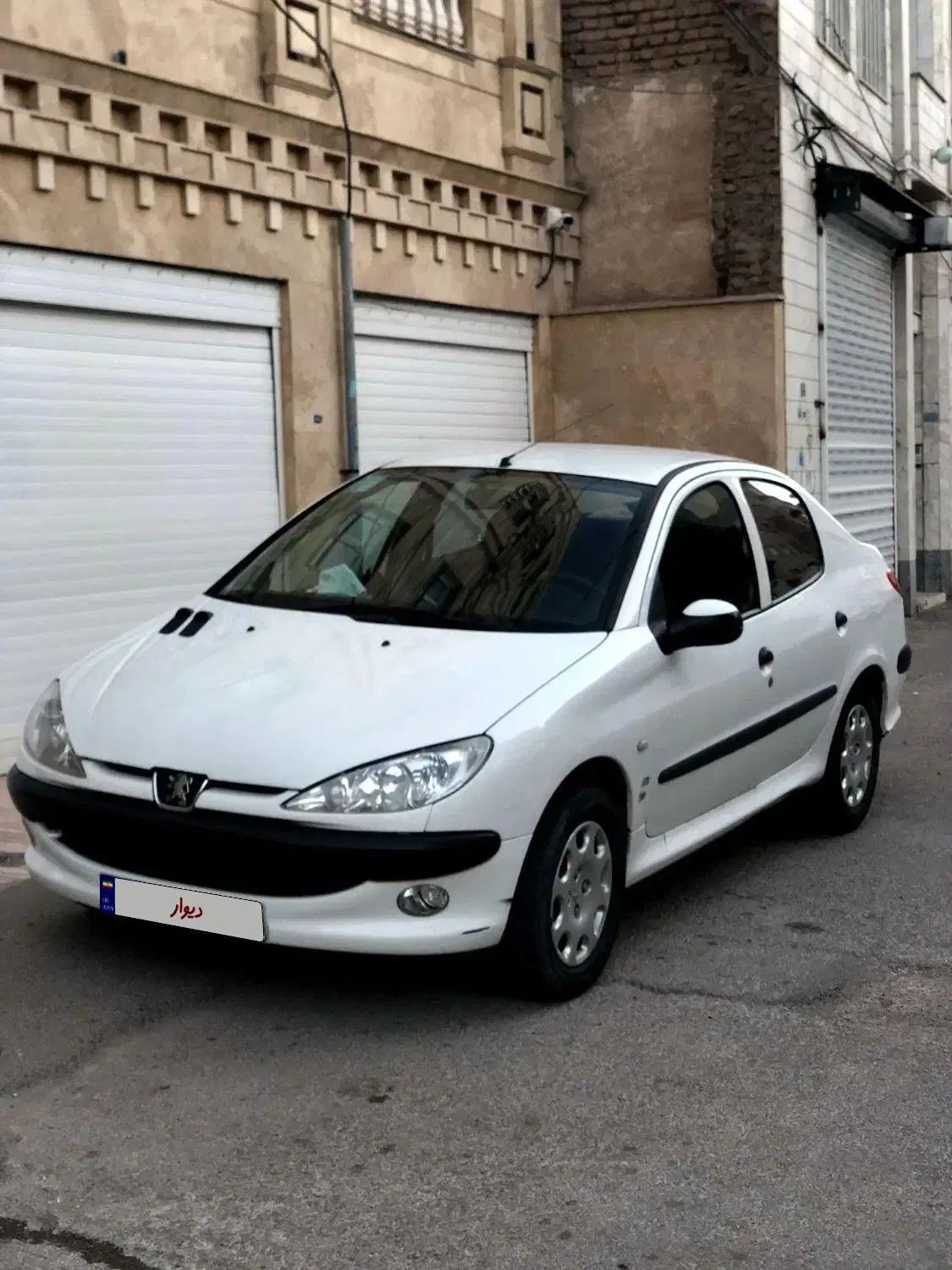 پژو ۲۰۶ صندوق دار v8 - 1396
