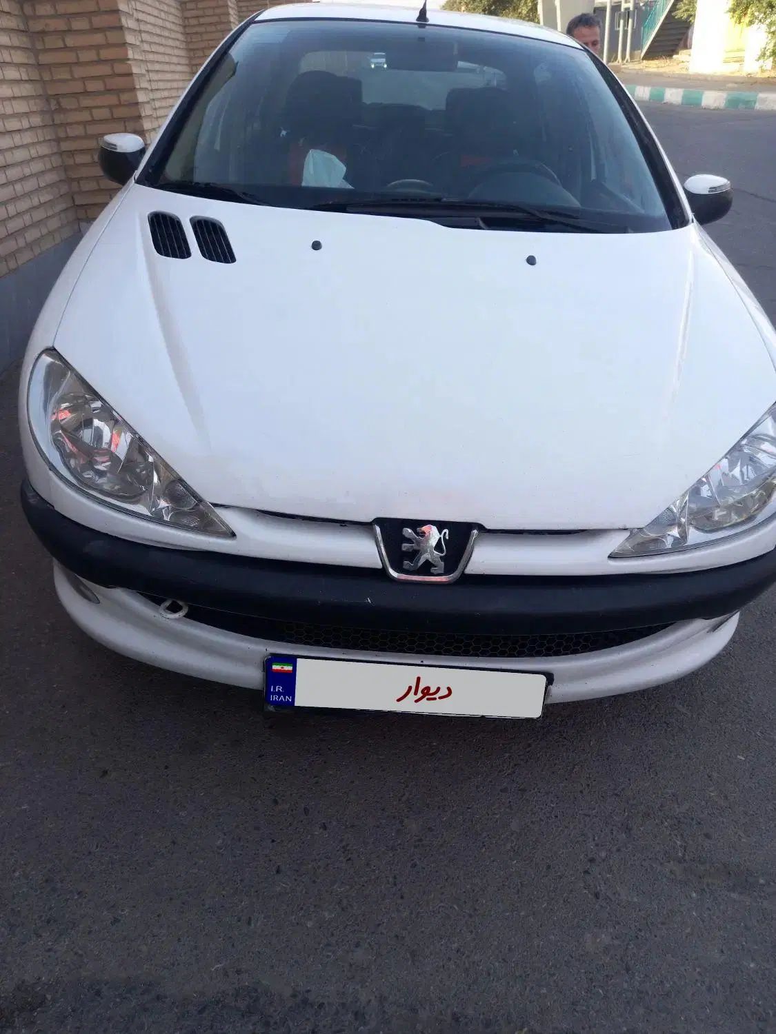 پژو ۲۰۶ صندوق دار v8 - 1395