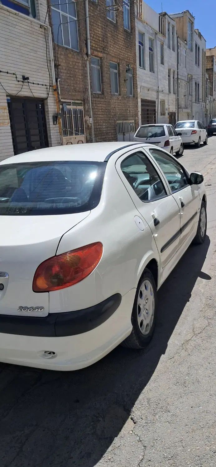 پژو ۲۰۶ صندوق دار v8 - 1388