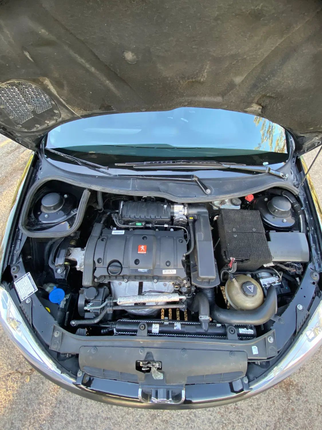 پژو ۲۰۶ صندوق دار v8 - 1396