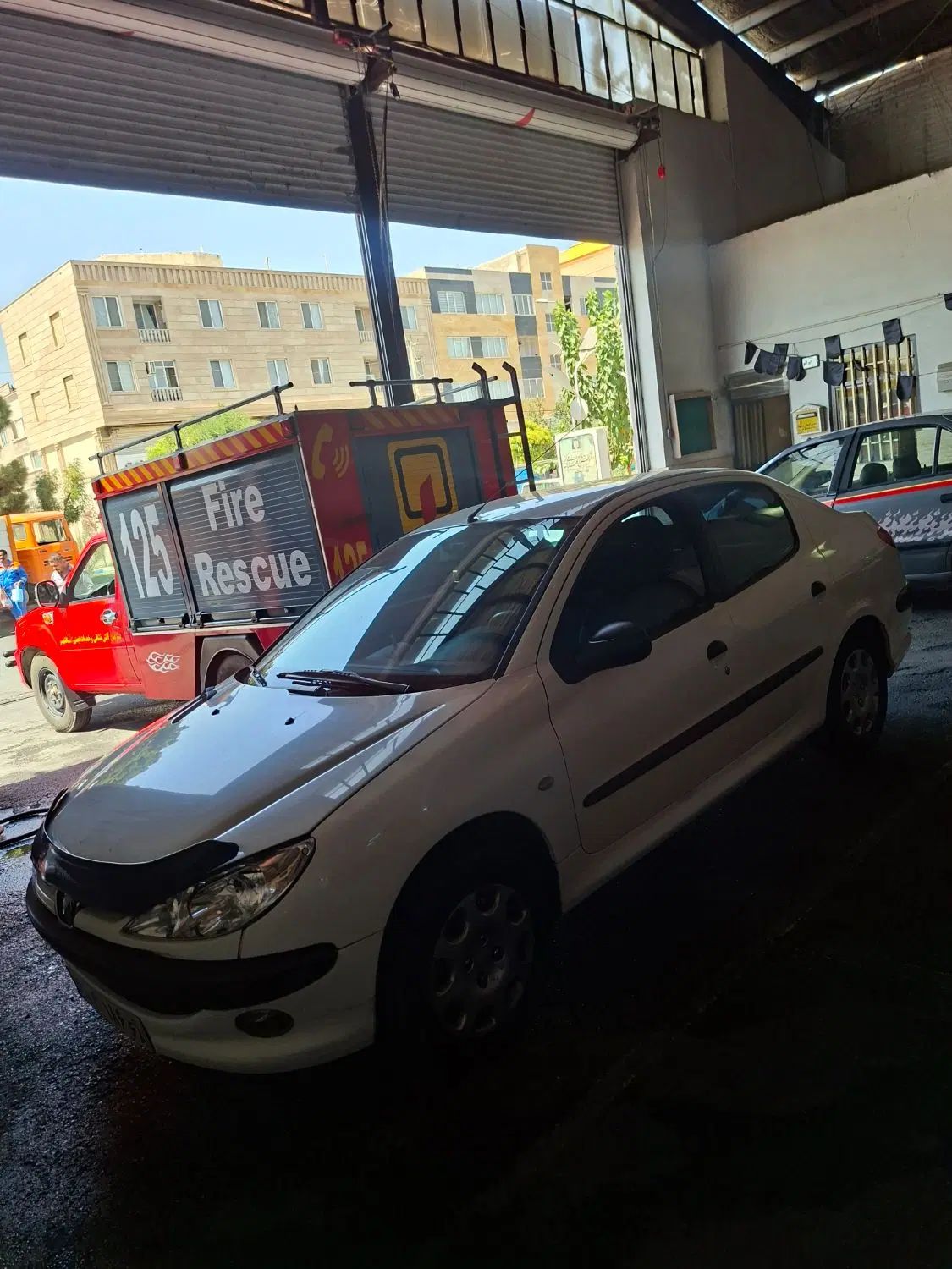 پژو ۲۰۶ صندوق دار v8 - 1390
