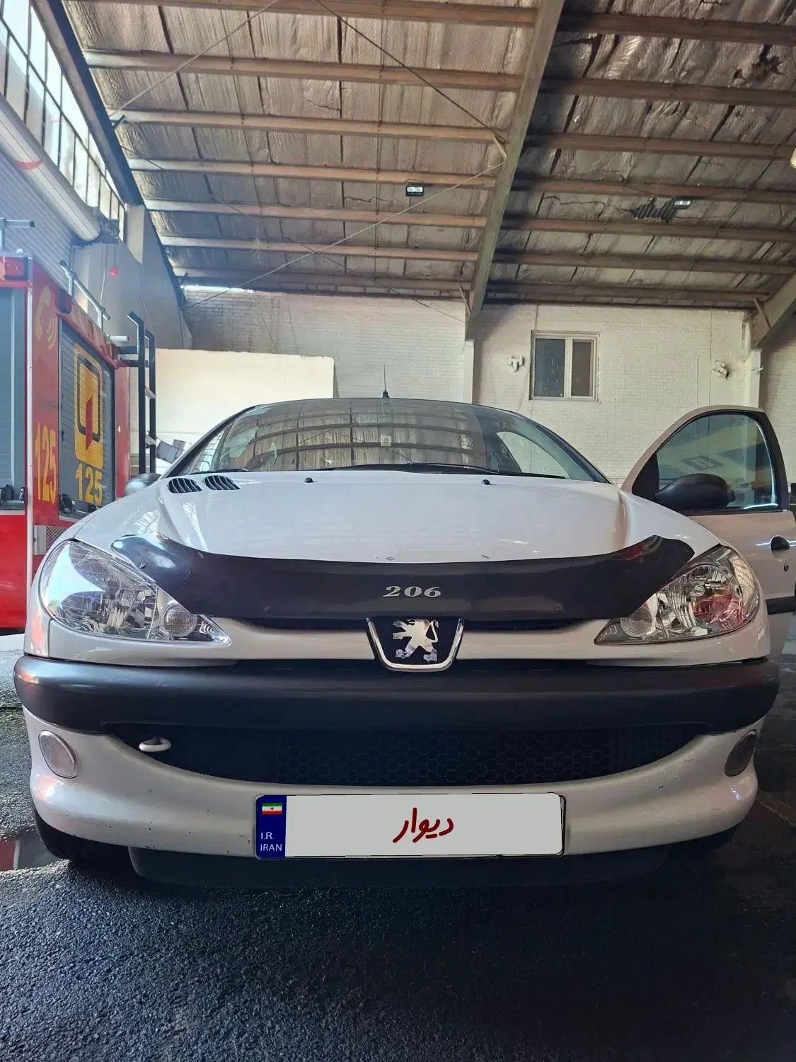 پژو ۲۰۶ صندوق دار v8 - 1390