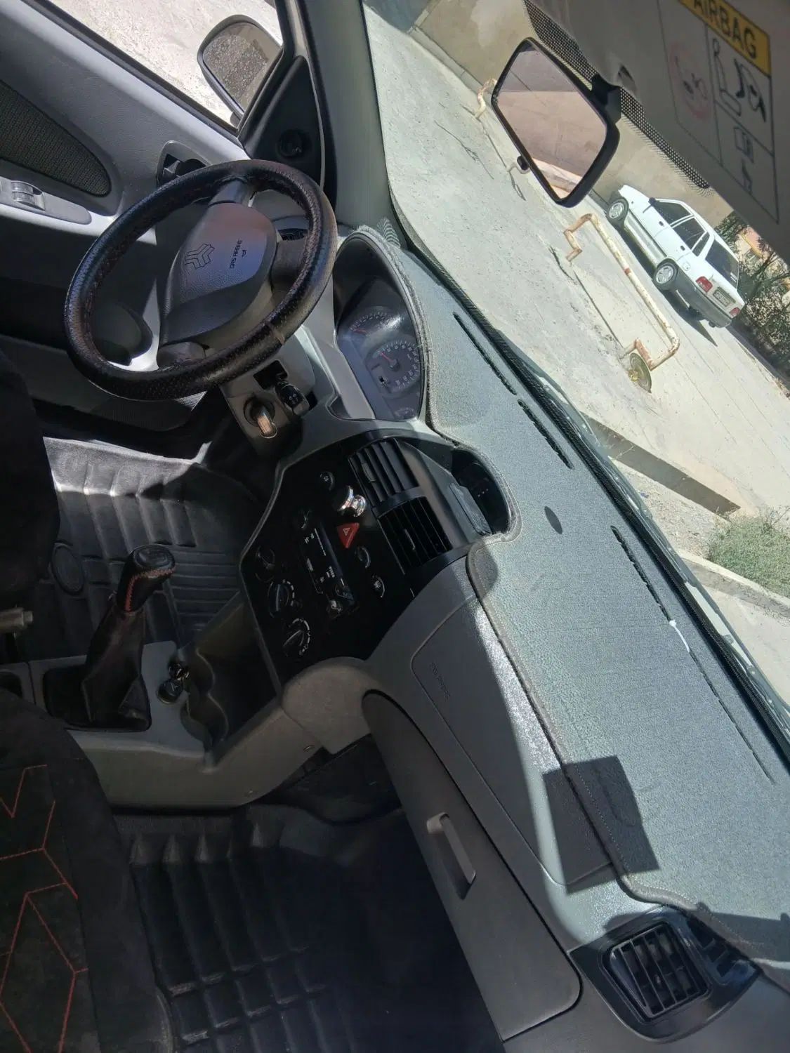 تیبا صندوق دار SX - 1400