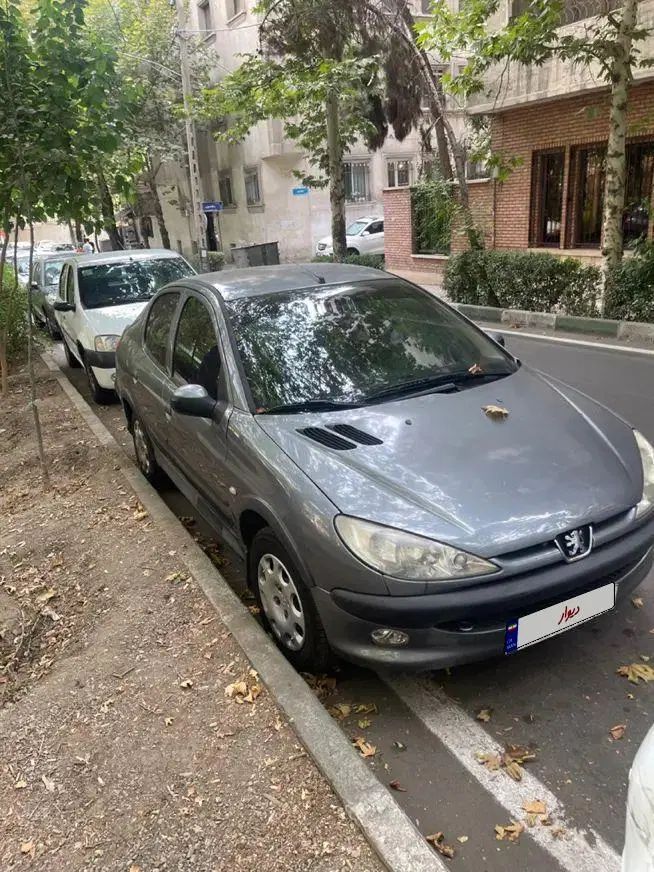 پژو ۲۰۶ صندوق دار v8 - 1394