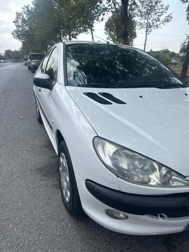 پژو ۲۰۶ صندوق دار v8 - 1397