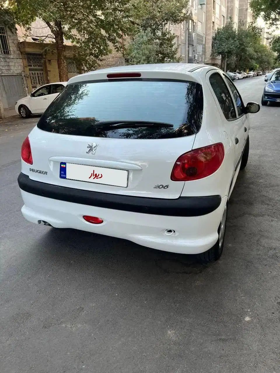 پژو 206 تیپ 2 - 1395