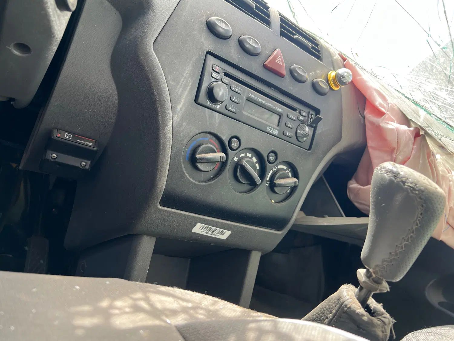 تیبا صندوق دار SX - 1395