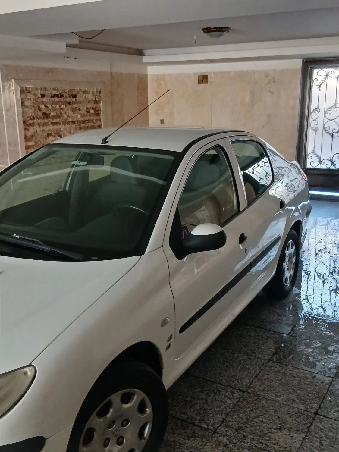 پژو ۲۰۶ صندوق دار v8 - 1398