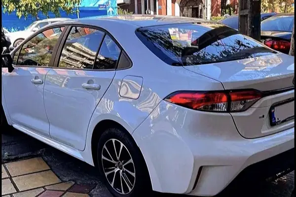 تویوتا لوین E210 توربو - 2024