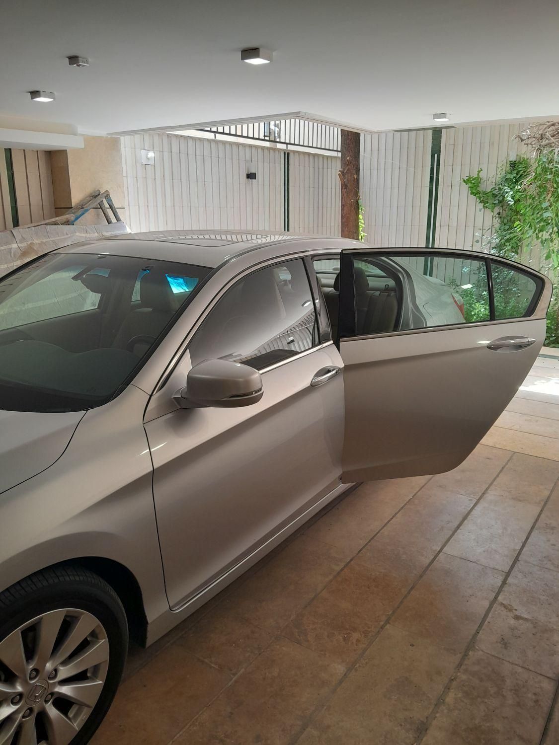 هوندا آکورد EX-B - 2016