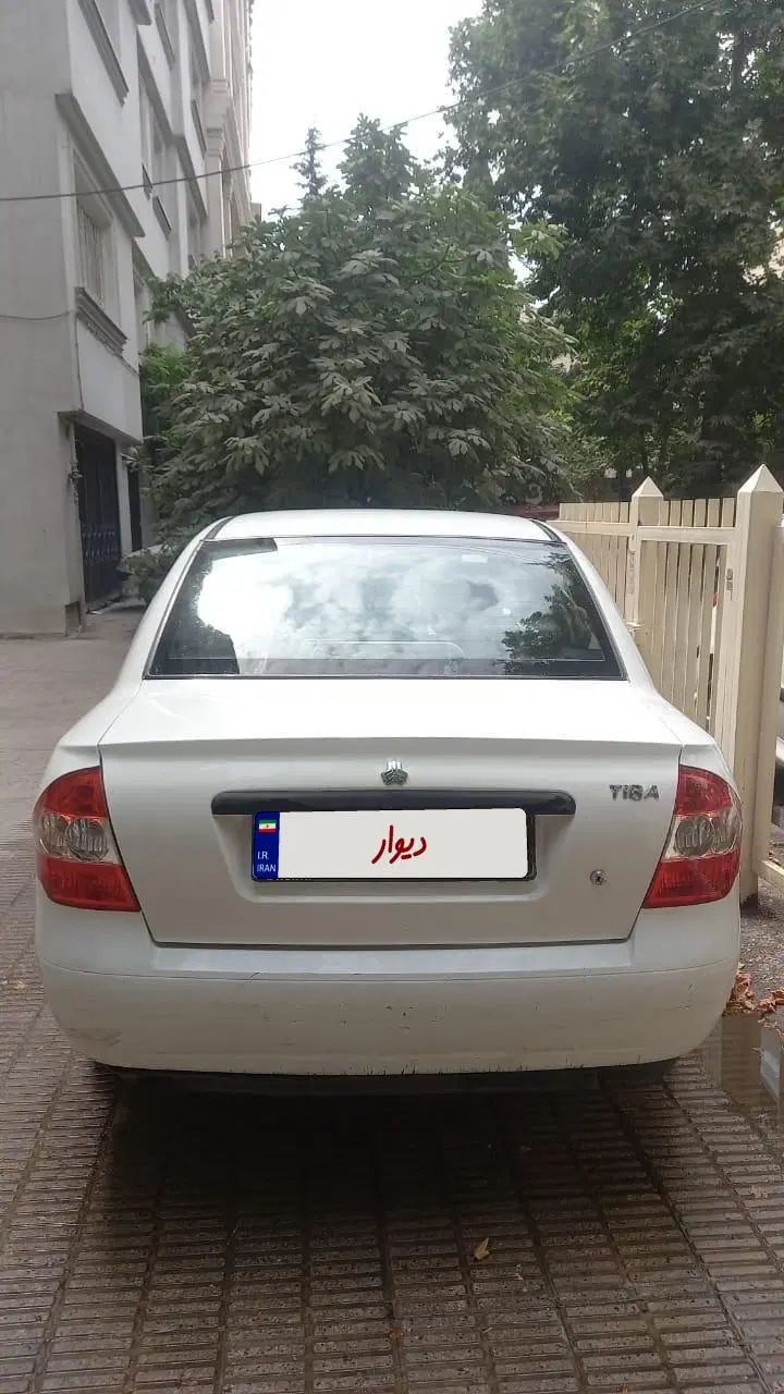 تیبا صندوق دار SX - 1401