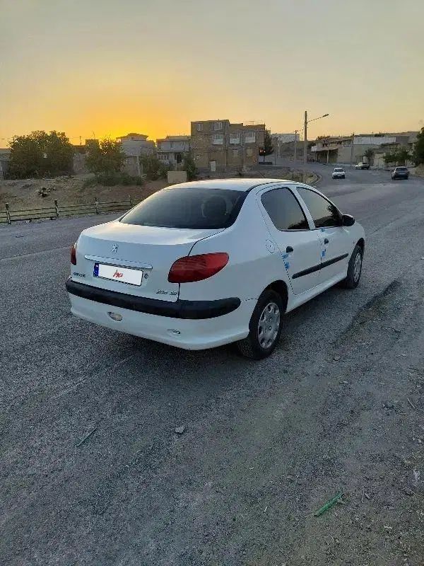 پژو 206 تیپ 5 - 1390