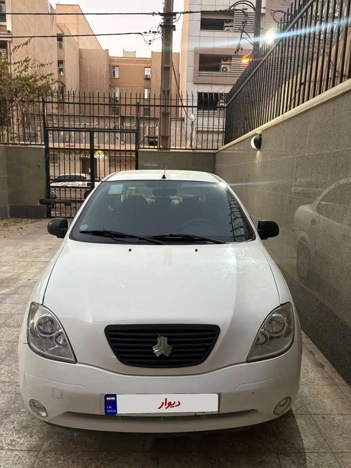 تیبا صندوق دار SX - 1400