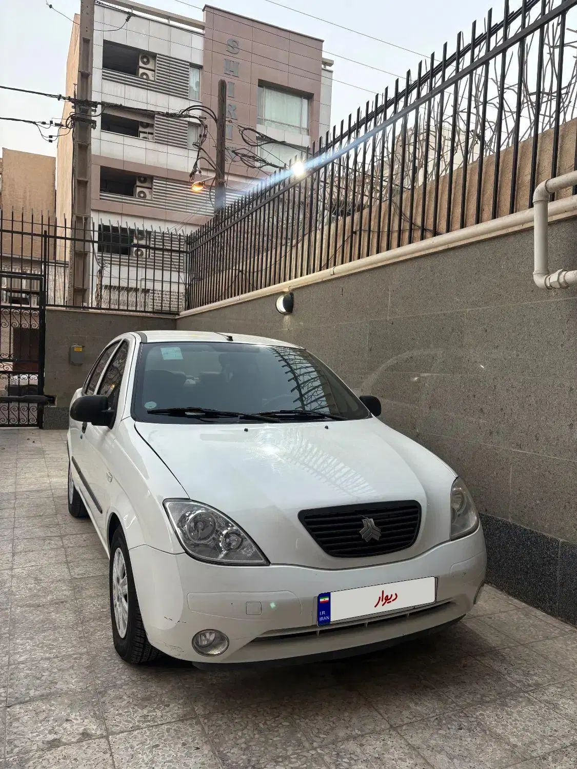 تیبا صندوق دار SX - 1400