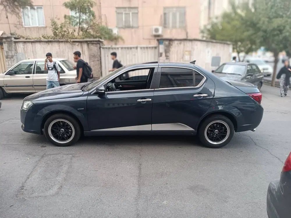 دنا پلاس تیپ ۲ سانروف ۴ ایربگ - 1397