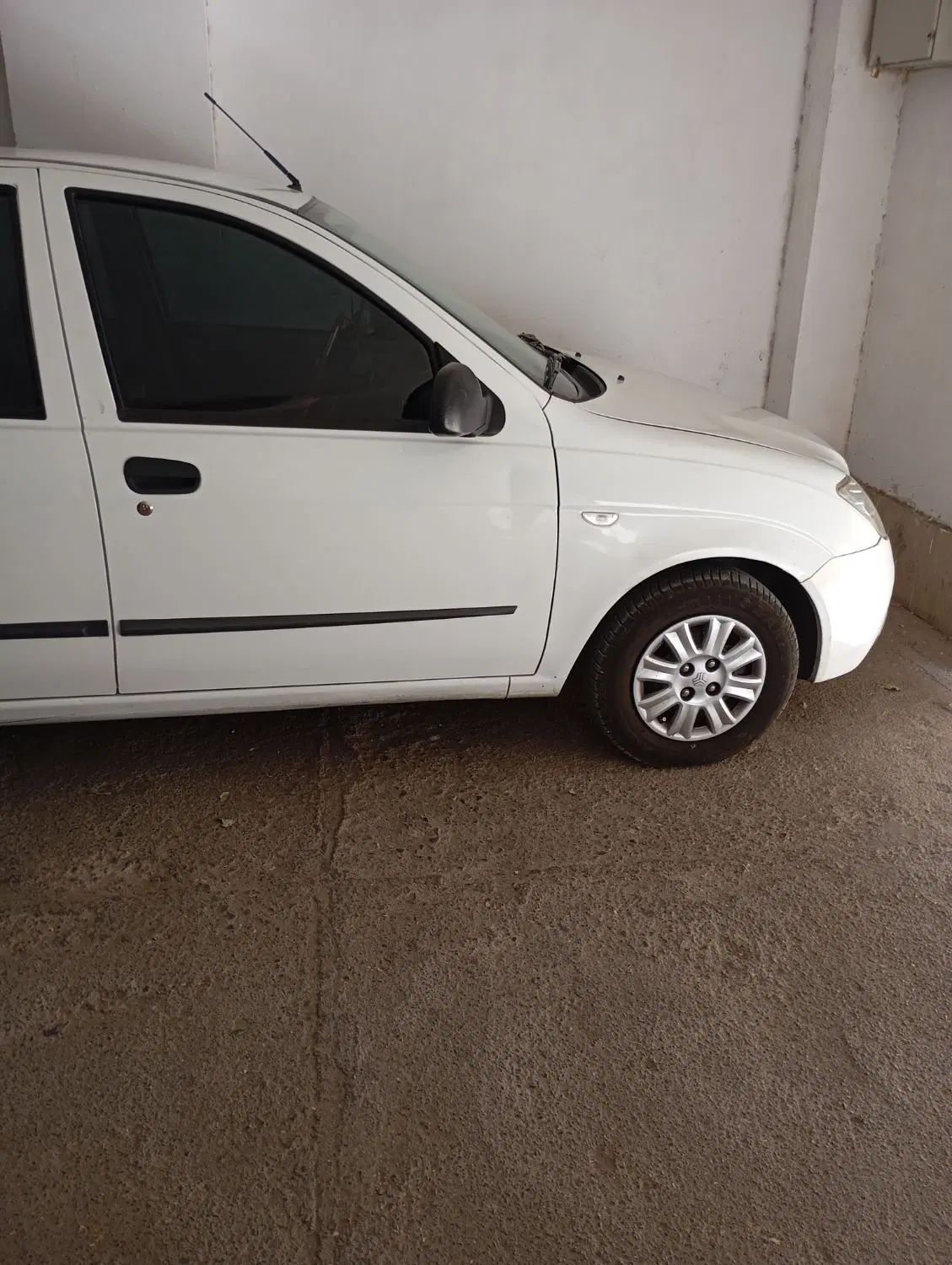 تیبا صندوق دار SX - 1398