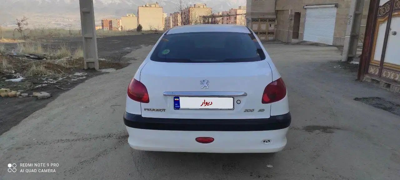 پژو ۲۰۶ صندوق دار v8 - 1397