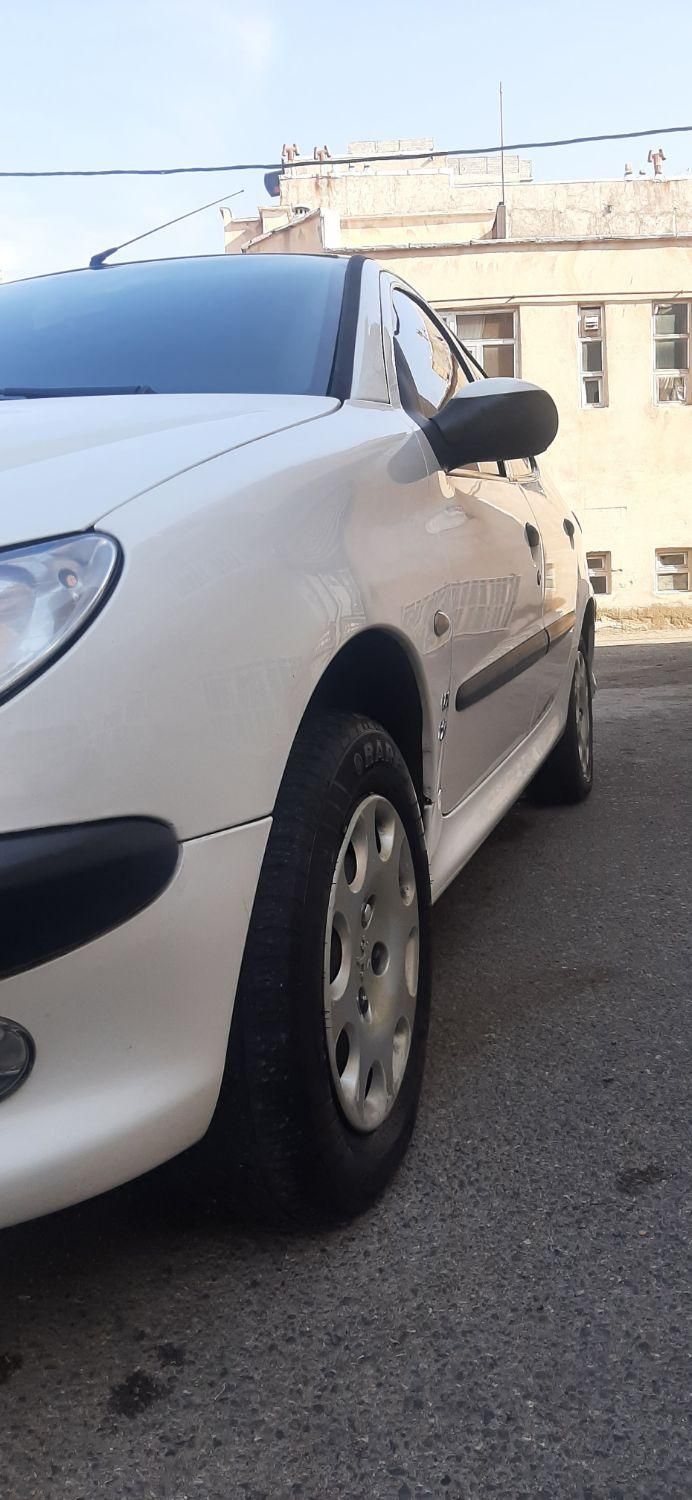 پژو ۲۰۶ صندوق دار v8 - 1392