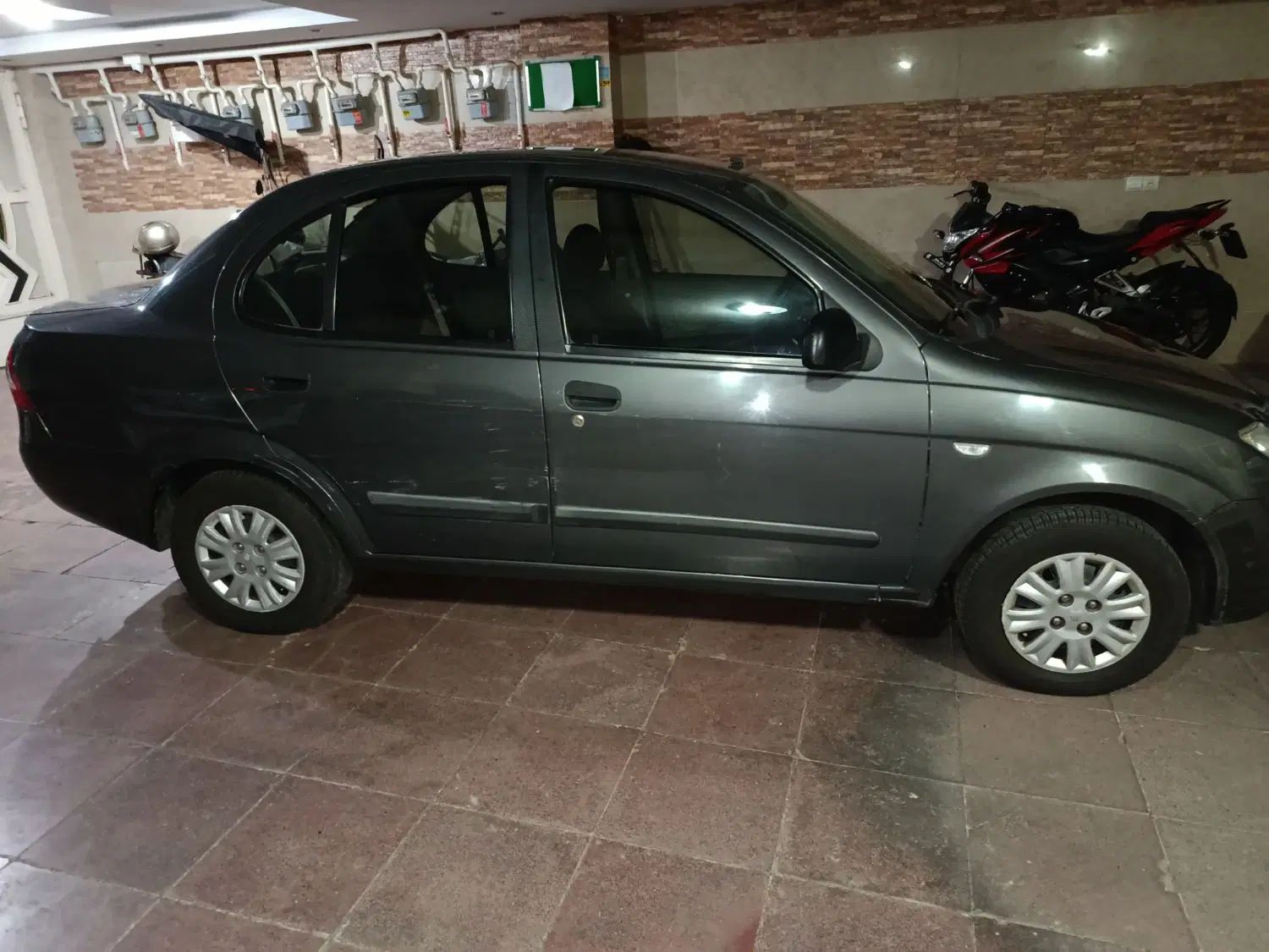 تیبا صندوق دار SX - 1394