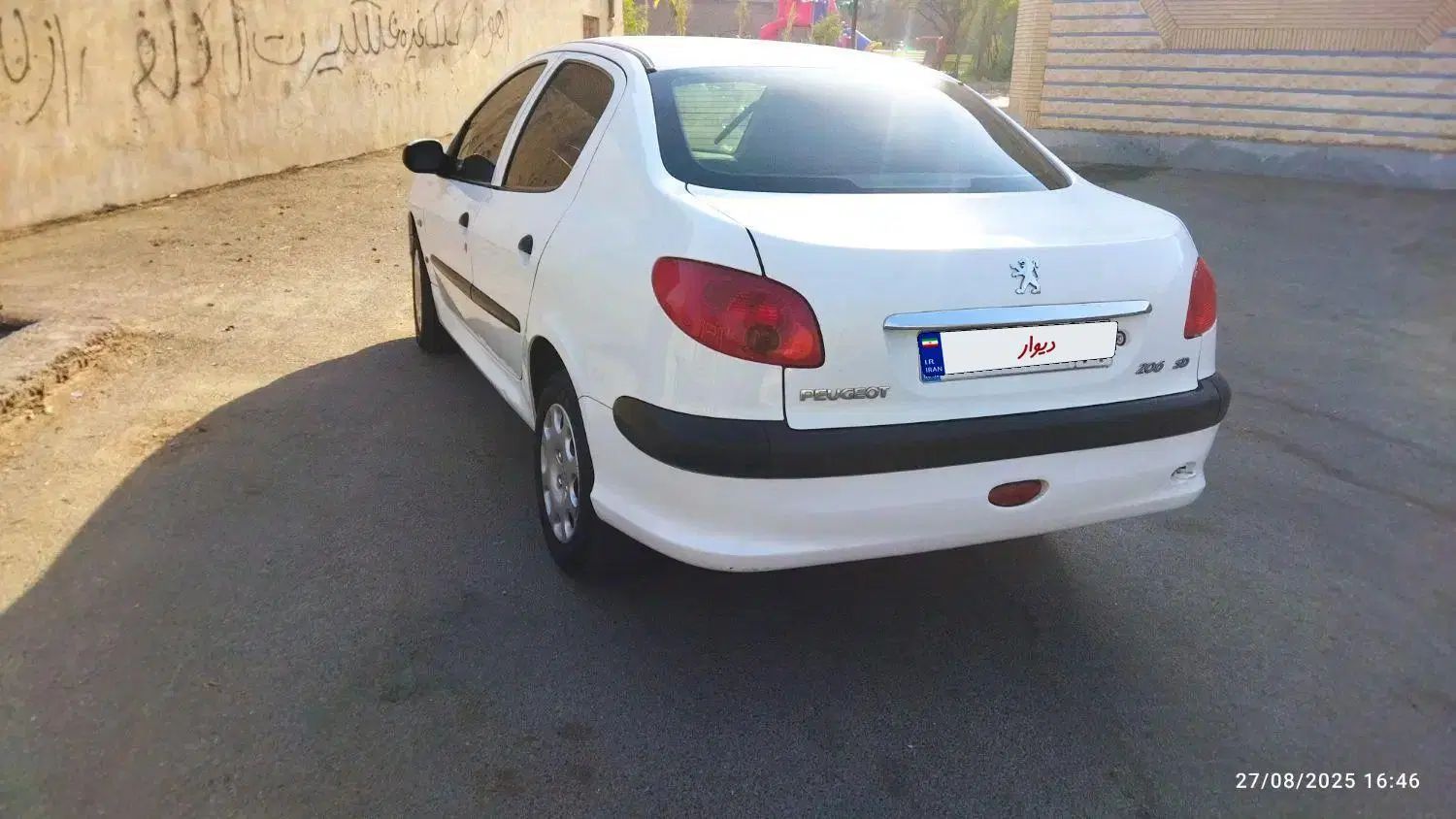 پژو ۲۰۶ صندوق دار v8 - 1395