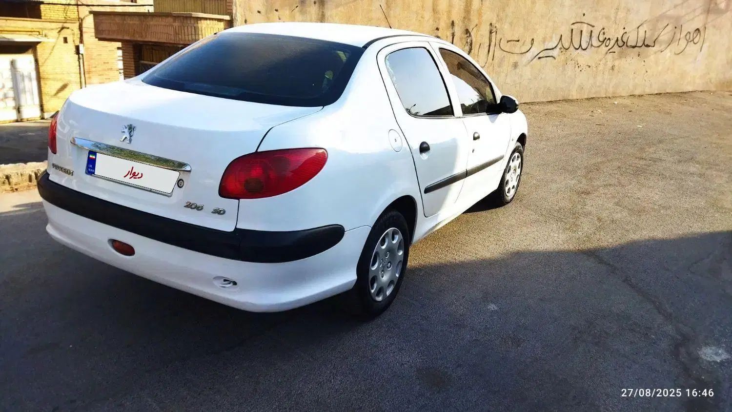 پژو ۲۰۶ صندوق دار v8 - 1395