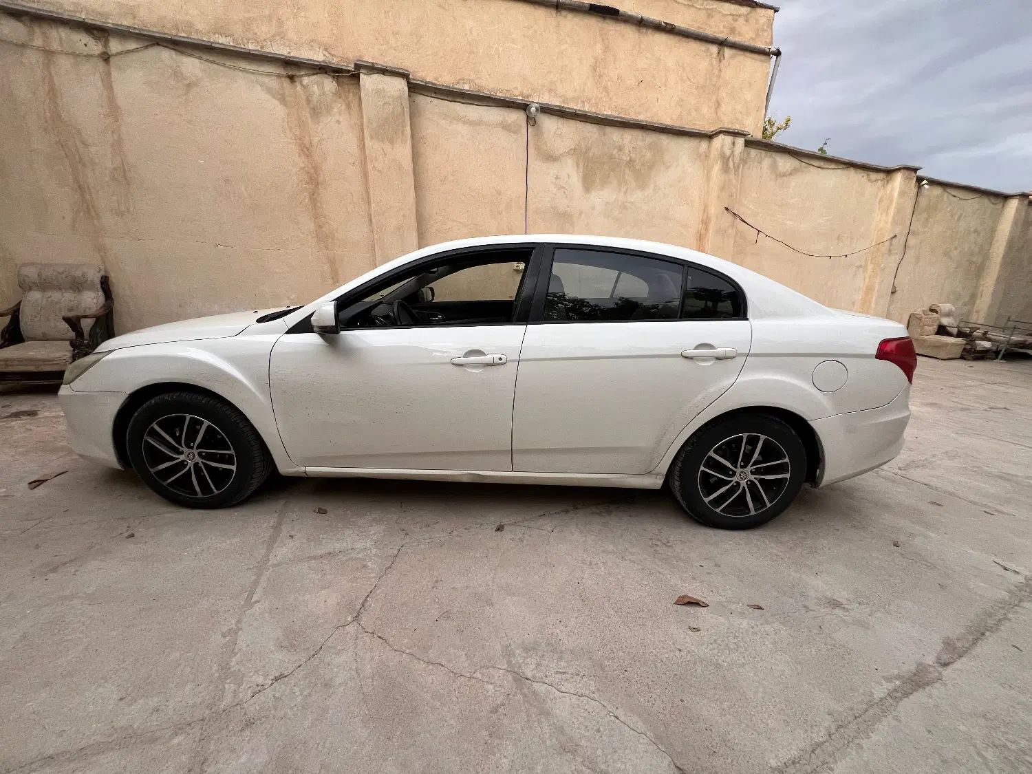 بسترن B50F اتوماتیک - 1396
