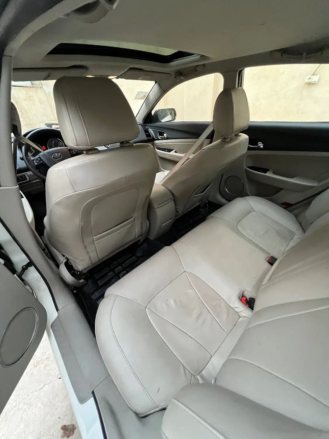 خودرو بسترن، B50F آگهی ann_20292580