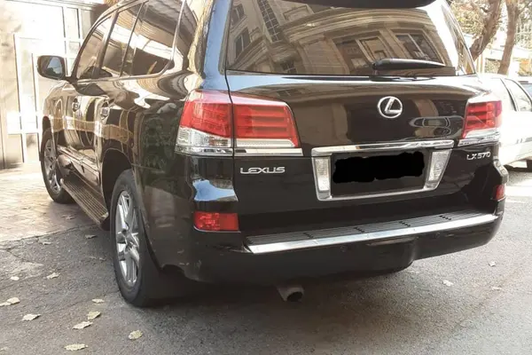 لکسوس LX 570 فول - 2013