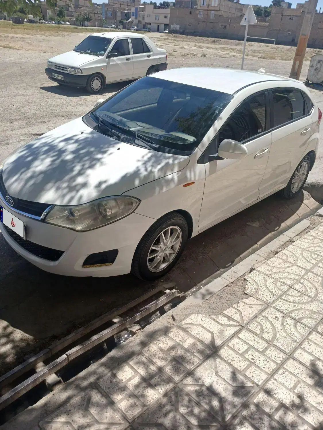 ام وی ام 315 هاچ بک ساده دنده ای - 1391
