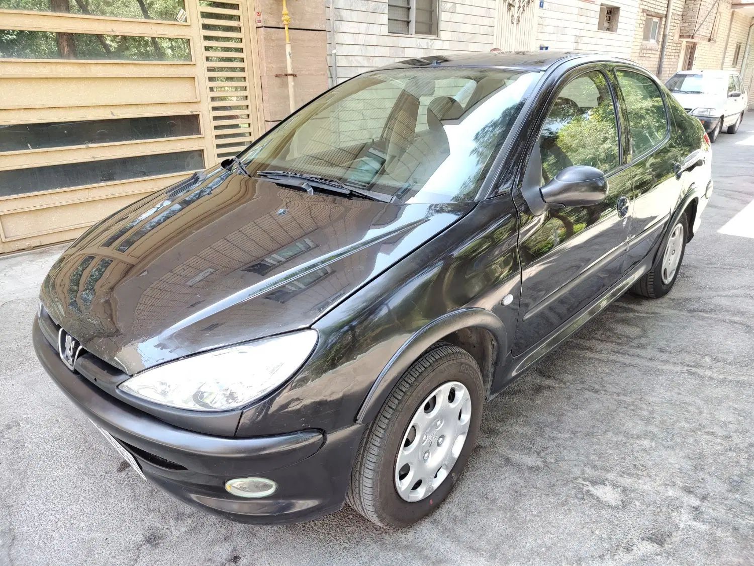 پژو ۲۰۶ صندوق دار v8 - 1390