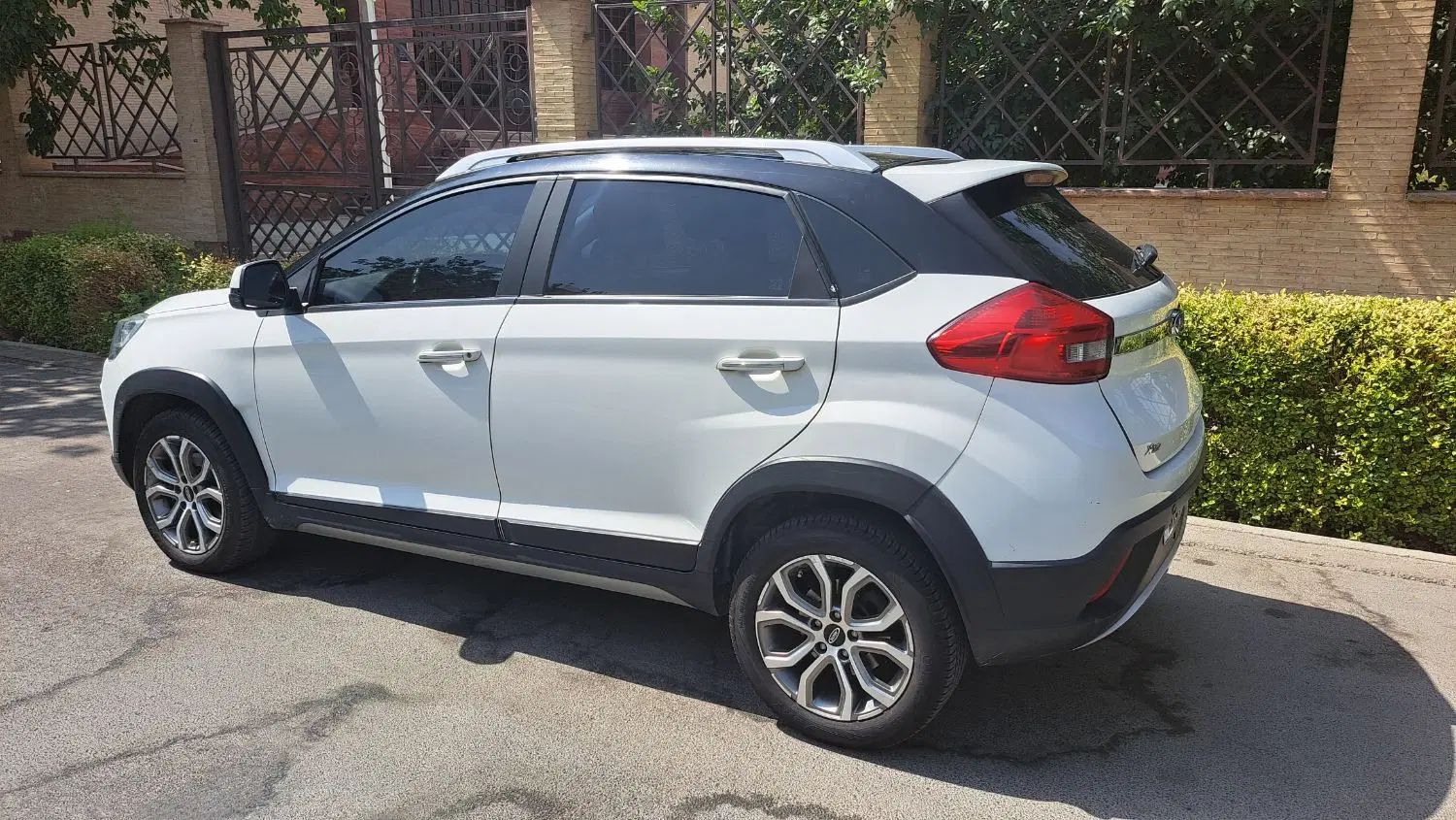 ام وی ام X22 اتوماتیک اسپرت اکسلنت - 1397