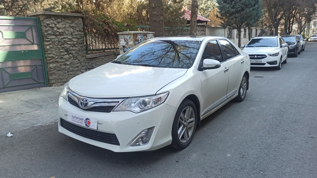 تویوتا کمری GLX S special - 2014