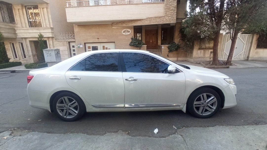 تویوتا کمری GLX S special - 2014