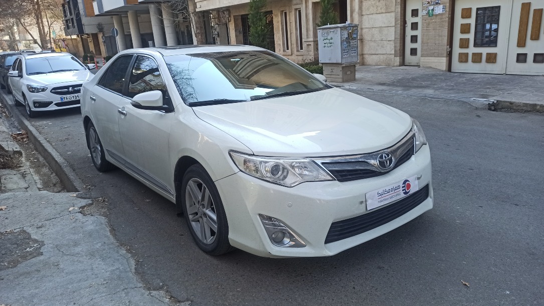 تویوتا کمری GLX S special - 2014