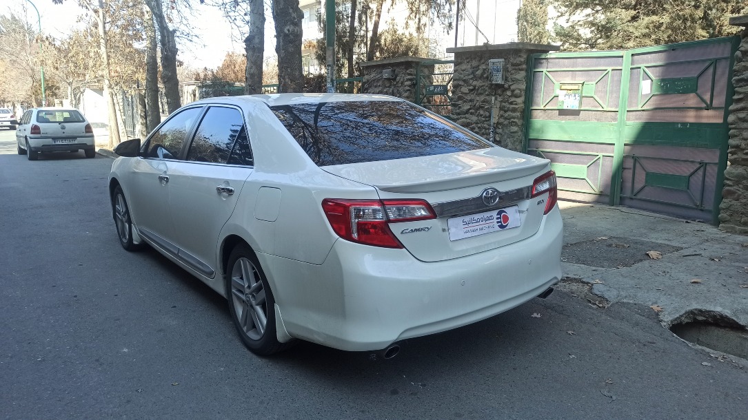 تویوتا کمری GLX S special - 2014