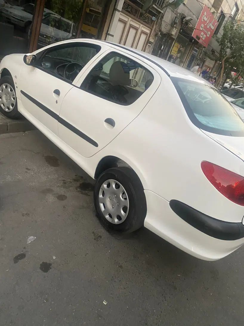 پژو ۲۰۶ صندوق دار v8 - 1391