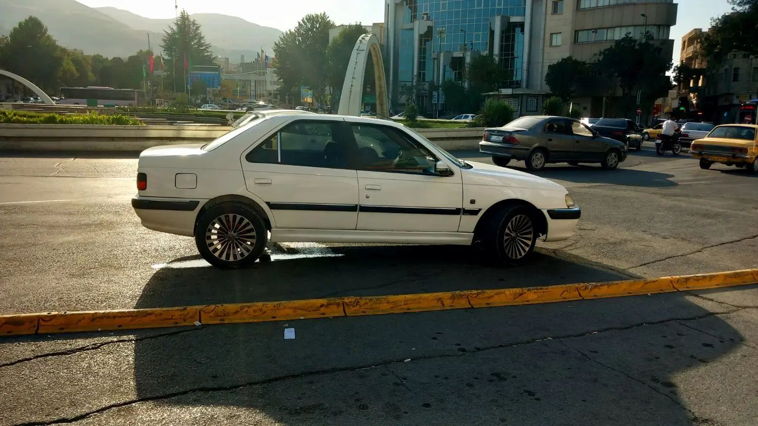 پژو پارس XU7ساده - 1379
